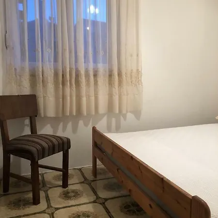 Ostricka Luka 4877a Rogoznica (Sibenik-Knin)